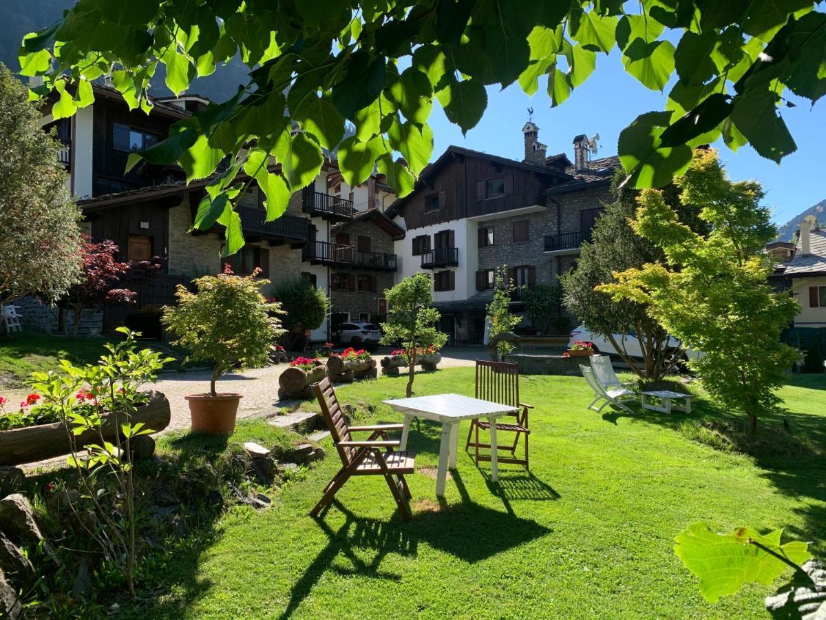 Hameau De Jadis Apartamento Pré-Saint-Didier Exterior foto