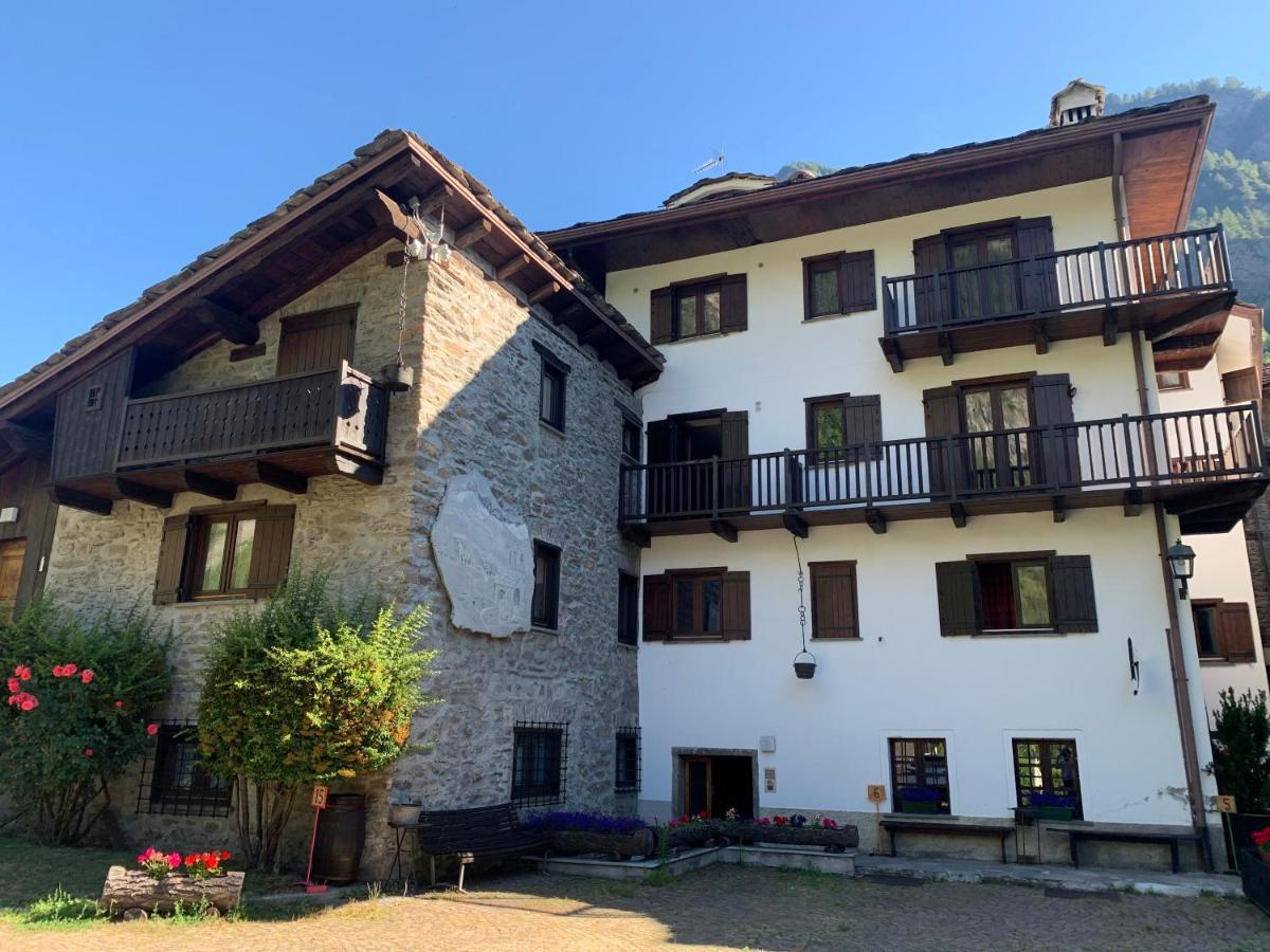 Hameau De Jadis Apartamento Pré-Saint-Didier Exterior foto
