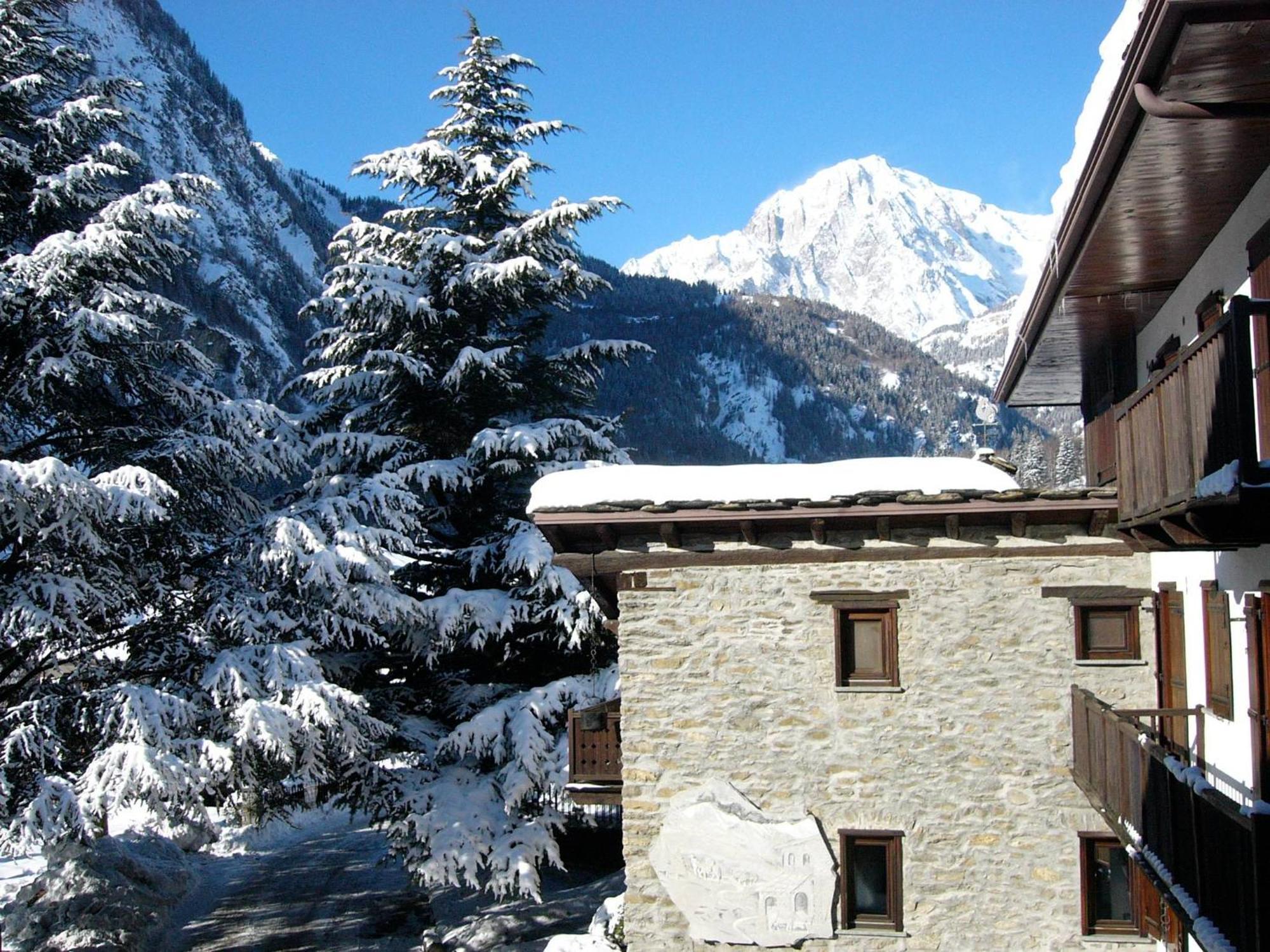 Hameau De Jadis Apartamento Pré-Saint-Didier Exterior foto